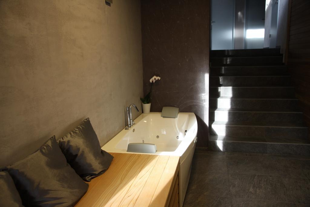 Blue House Relax Apartment Velke Popovice Exterior photo